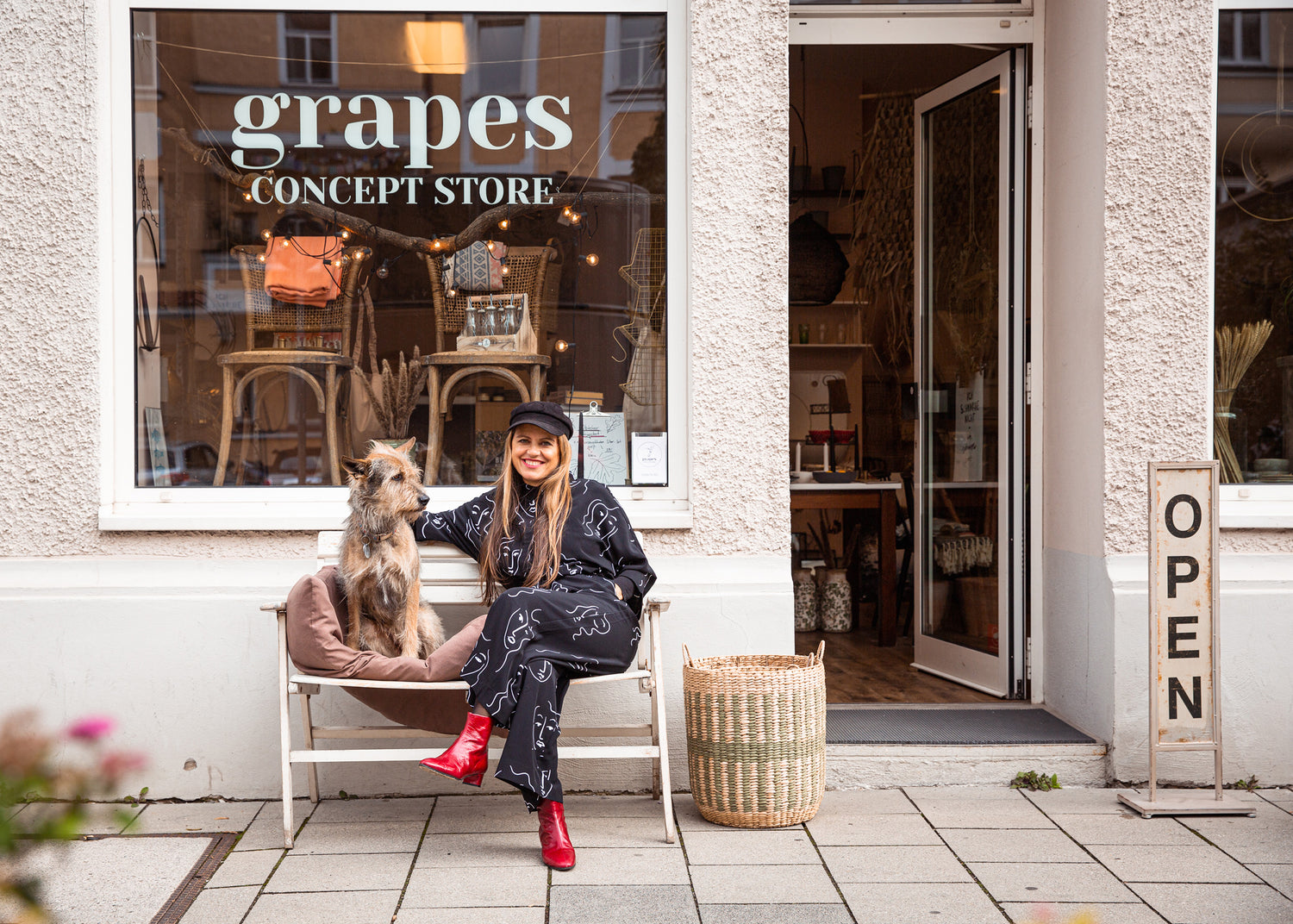 Fassade und Schaufenster von Grapes Concept Store, Donnersbergerstr. 48 in 80634 Neuhausen München