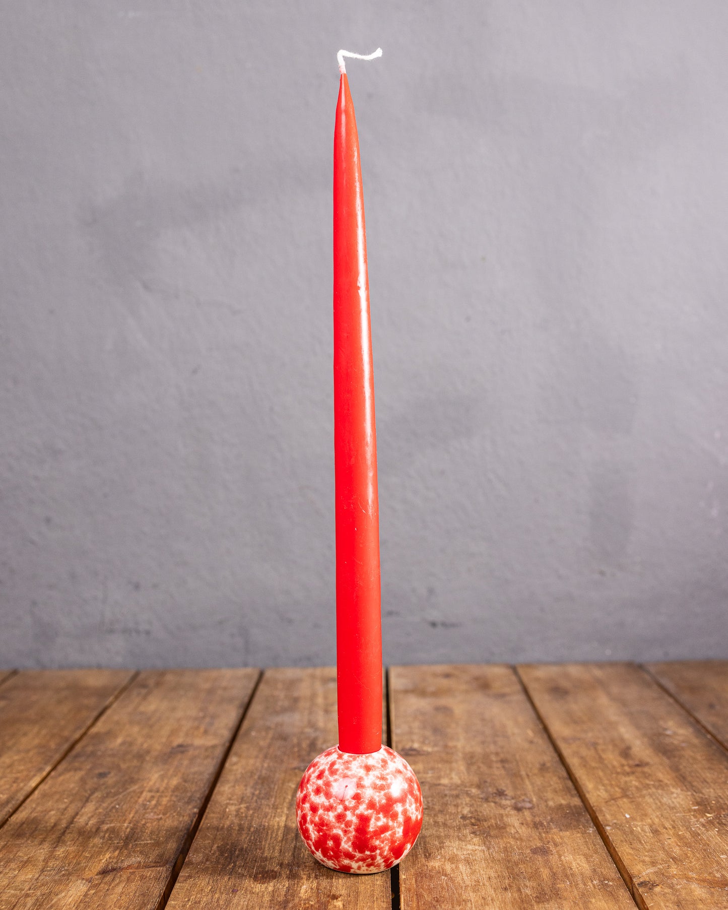 Marmorierter Kugel-Kerzenhalter (Rot/Weiß)