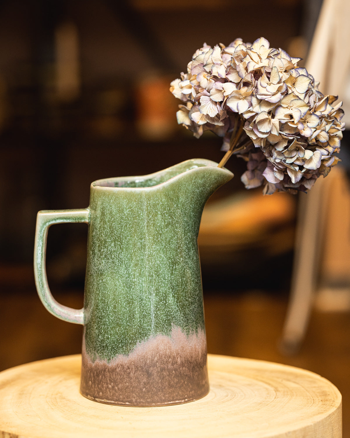 Vase in Krugform, grün, natur